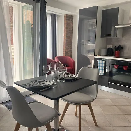 Superbe T1 Atypique - 007 Apartman